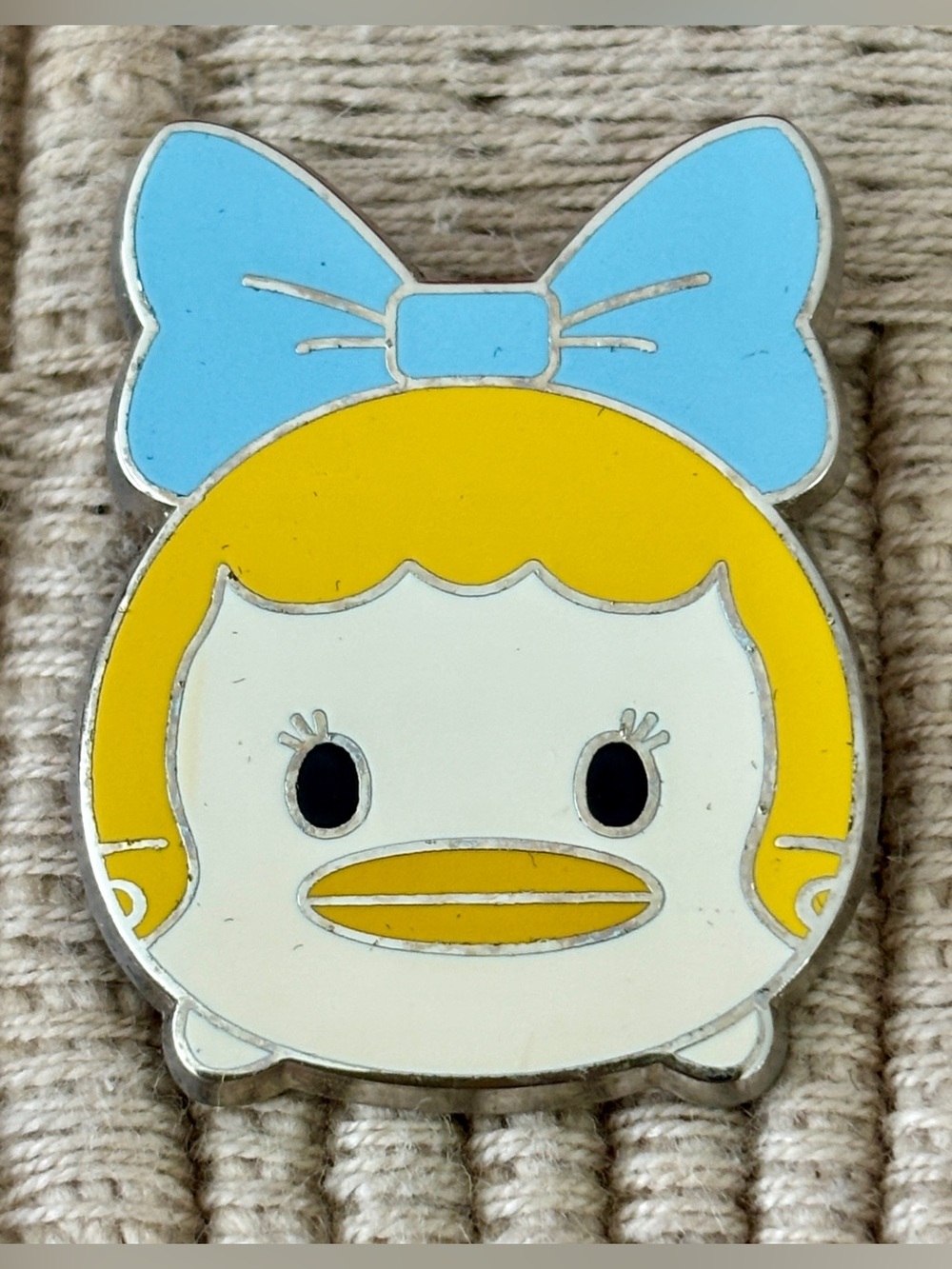 DISNEY 2017 Hollywood Tower of Terror Daisy Duck Tsum Tsum Pin